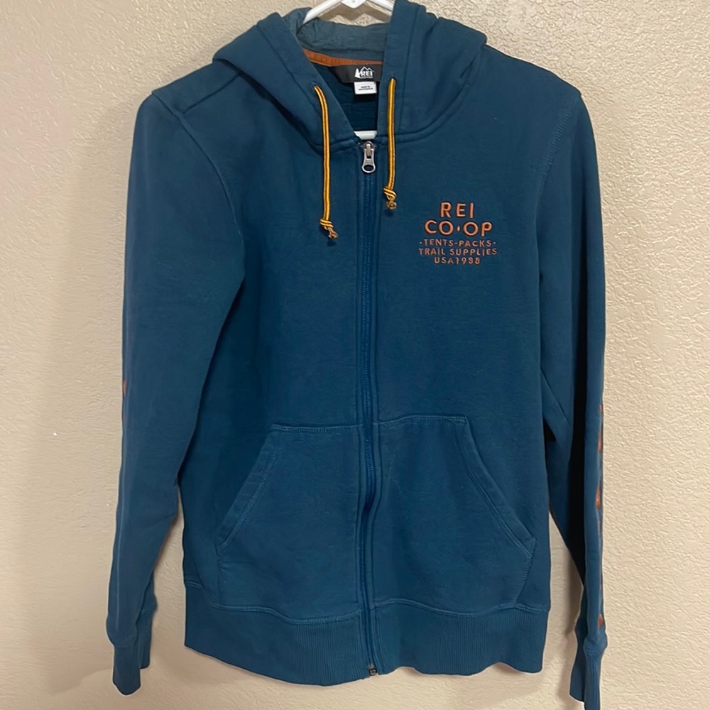 REI zip up